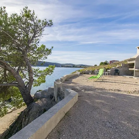 Διαμέρισμα Beachfront Ante Vlašići