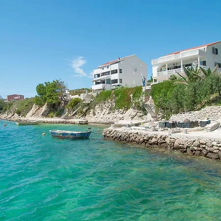 Διαμέρισμα Beachfront Ante *