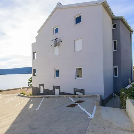 Beachfront Ante *