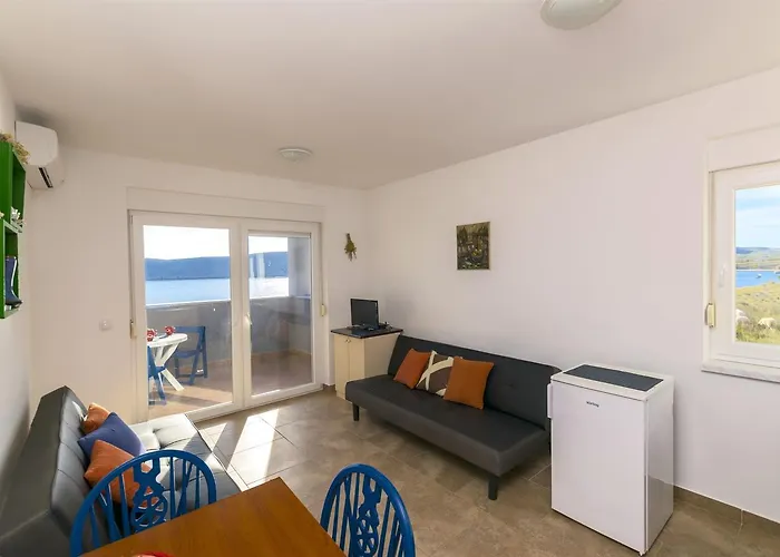 Beachfront Ante Daire